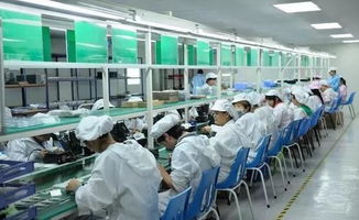 智能浪潮下的藍領之路 工廠工人如何應對自動化轉型與職業(yè)中介的新角色